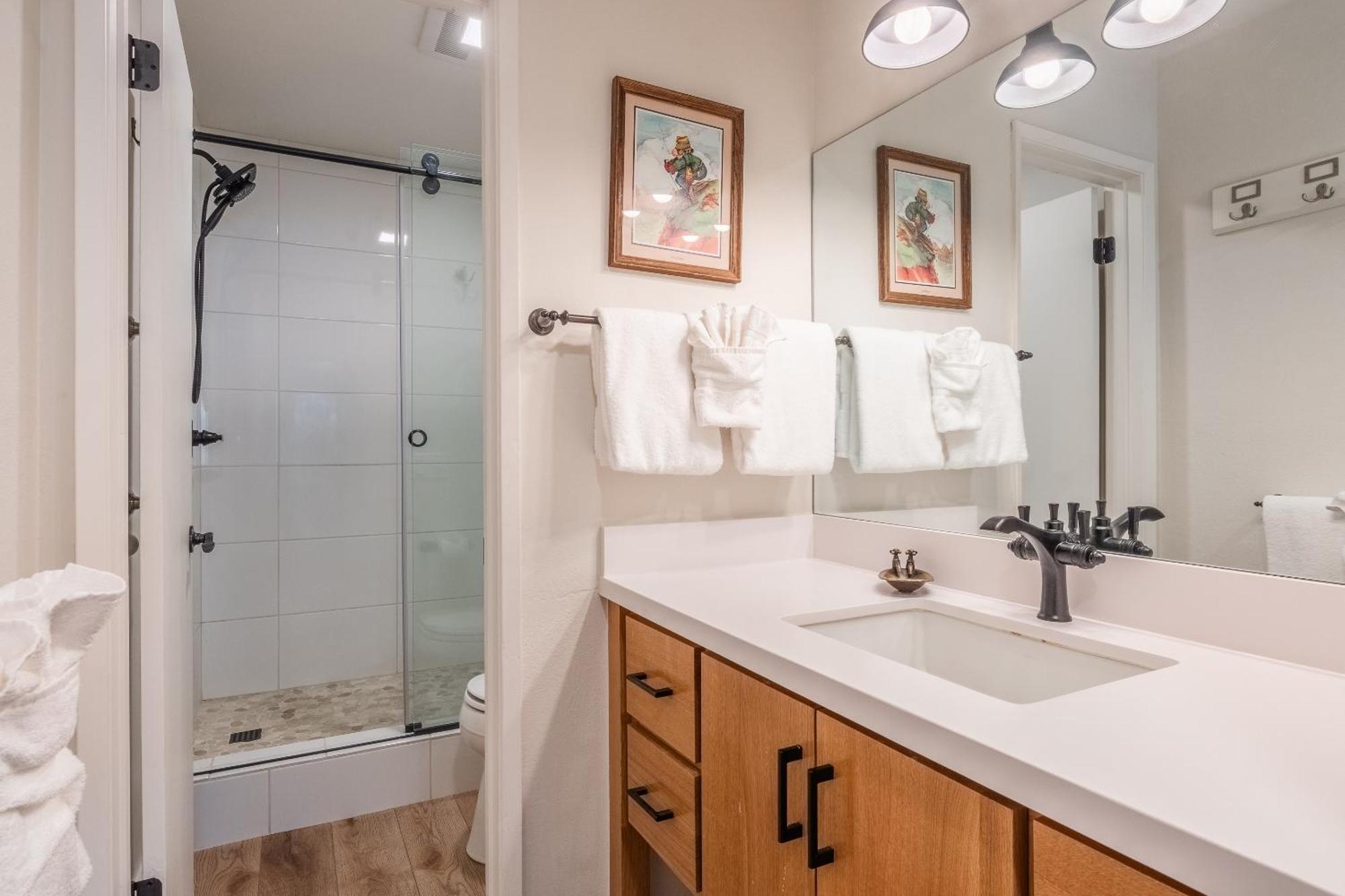Fully Renovated! St Anton #17 Ski In Ski Out 1 Bedroom 1 Bathroom Condo! Sleeps Up To 4! แมมมอธ เลกส์ ภายนอก รูปภาพ